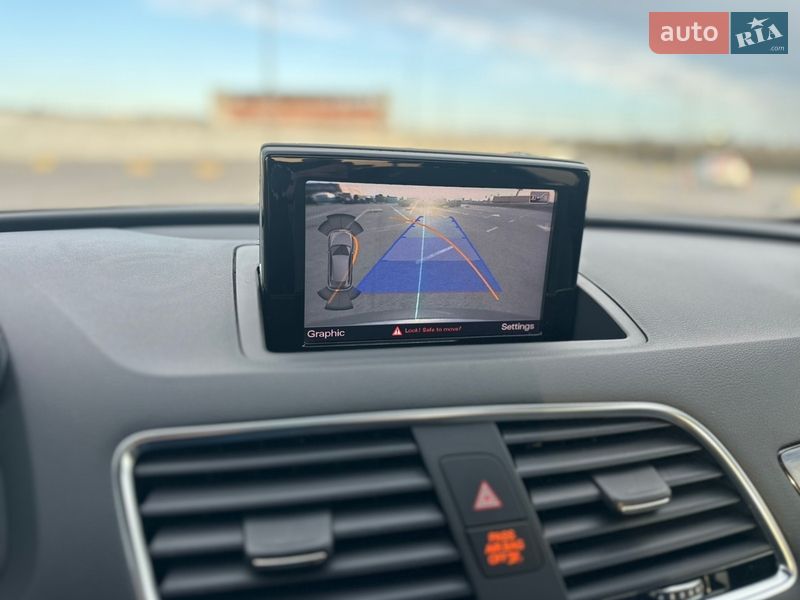 Внедорожник / Кроссовер Audi Q3 2016 в Львове