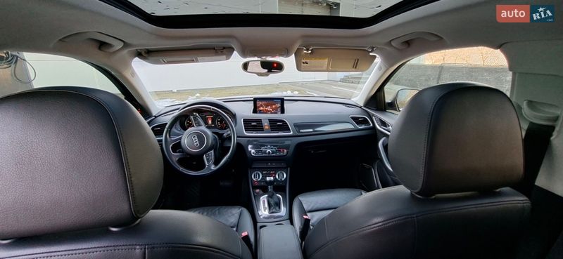 Позашляховик / Кросовер Audi Q3 2015 в Луцьку