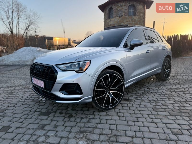Позашляховик / Кросовер Audi Q3 2020 в Тернополі