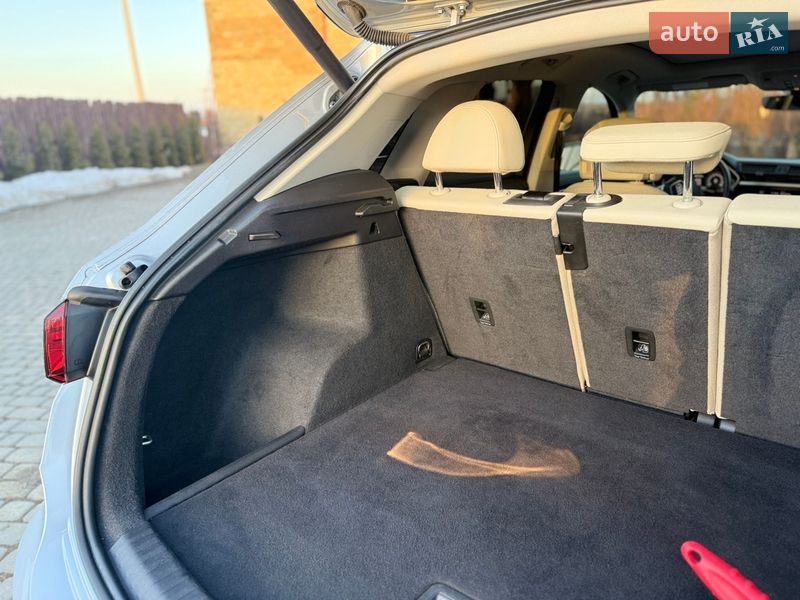 Позашляховик / Кросовер Audi Q3 2020 в Тернополі