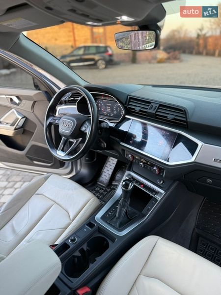 Позашляховик / Кросовер Audi Q3 2020 в Тернополі