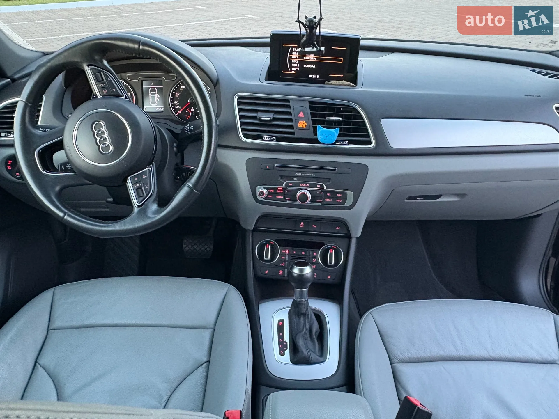2017 Audi Q3 - мініатюра 16