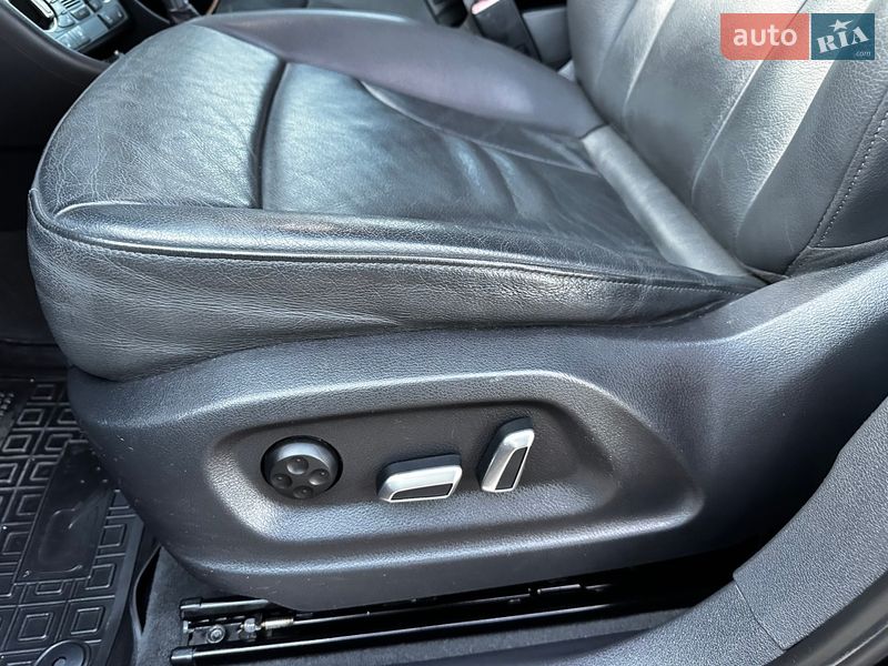 Внедорожник / Кроссовер Audi Q3 2017 в Хусте