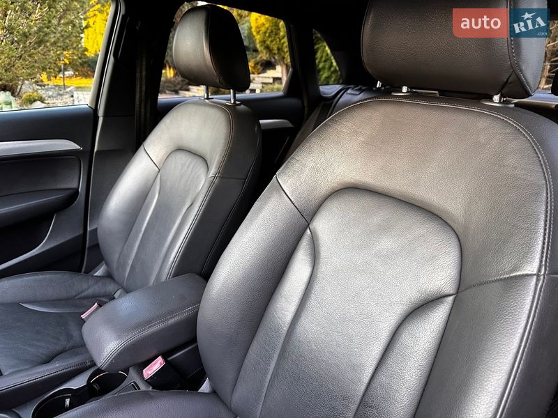 Внедорожник / Кроссовер Audi Q3 2017 в Хусте