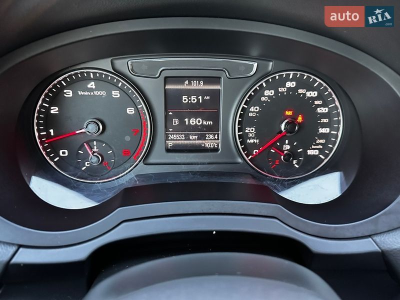 Внедорожник / Кроссовер Audi Q3 2017 в Хусте