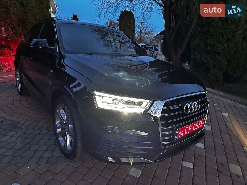 Внедорожник / Кроссовер Audi Q3 2017 в Хусте