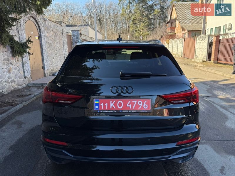 Позашляховик / Кросовер Audi Q3 2019 в Києві