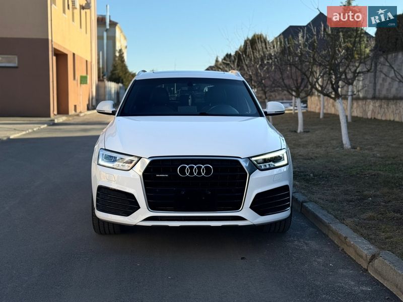 Позашляховик / Кросовер Audi Q3 2016 в Рівному