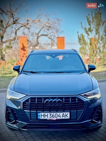 Внедорожник / Кроссовер Audi Q3 2023 в Одессе