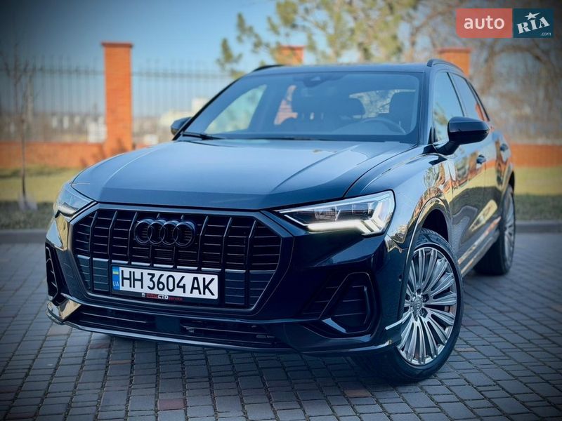 Внедорожник / Кроссовер Audi Q3 2023 в Одессе