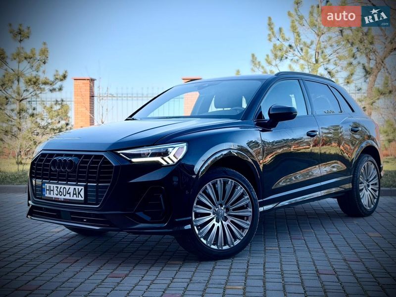Внедорожник / Кроссовер Audi Q3 2023 в Одессе