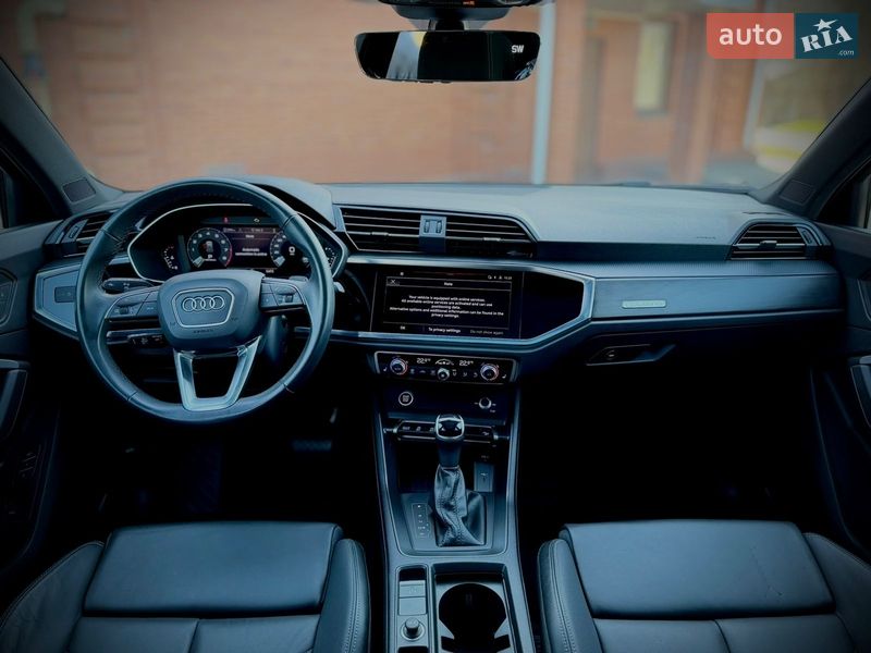 Внедорожник / Кроссовер Audi Q3 2023 в Одессе