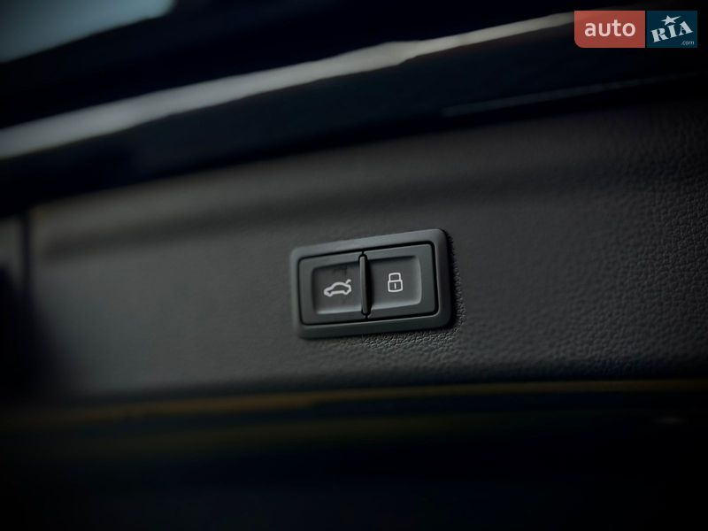 Внедорожник / Кроссовер Audi Q3 2023 в Одессе