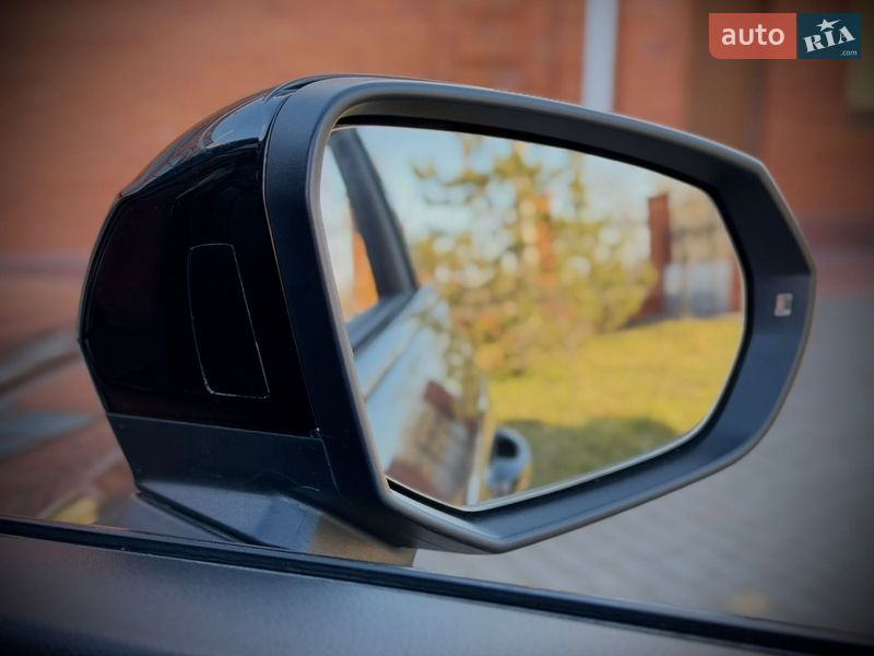 Внедорожник / Кроссовер Audi Q3 2023 в Одессе