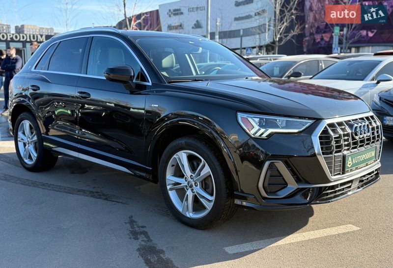 Позашляховик / Кросовер Audi Q3 2024 в Києві