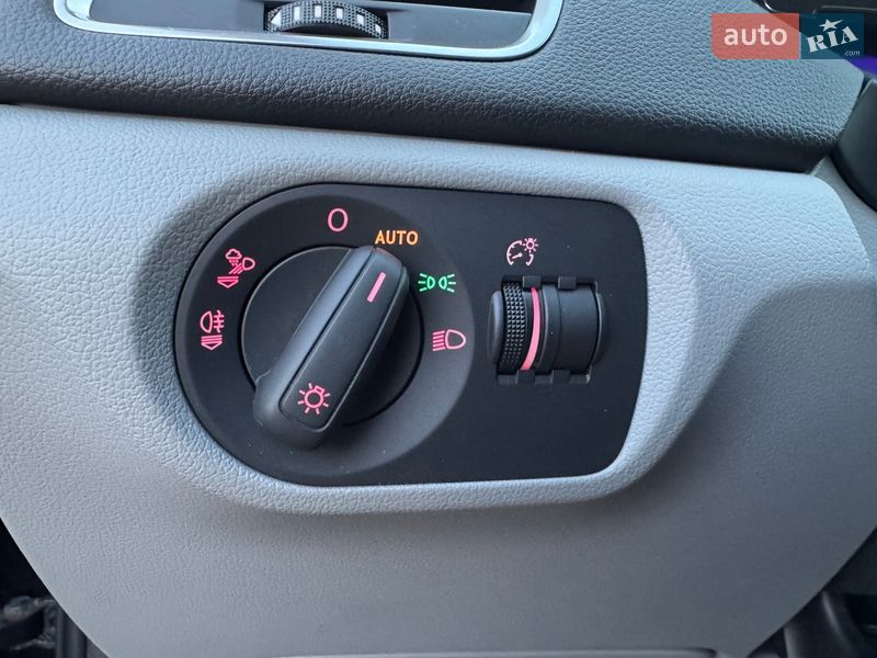 Внедорожник / Кроссовер Audi Q3 2016 в Радивилове