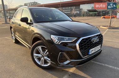 Внедорожник / Кроссовер Audi Q3 2021 в Житомире