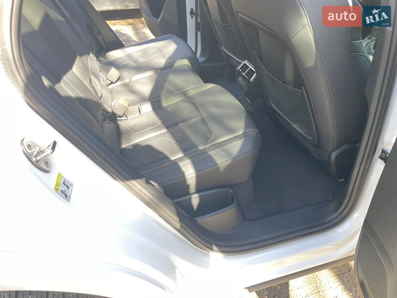 Позашляховик / Кросовер Audi Q3 2024 в Києві