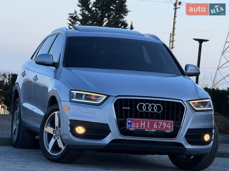 Внедорожник / Кроссовер Audi Q3 2015 в Дрогобыче