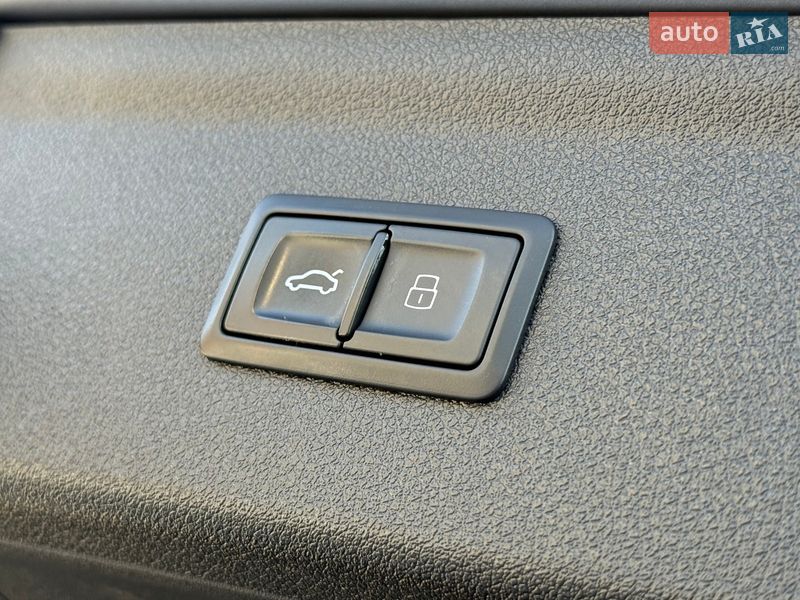 Внедорожник / Кроссовер Audi Q3 2015 в Дрогобыче