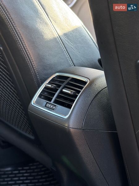 Позашляховик / Кросовер Audi Q3 2011 в Гусятині