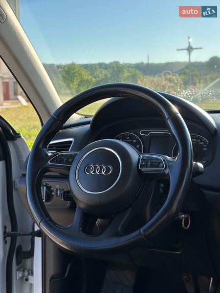 Позашляховик / Кросовер Audi Q3 2011 в Гусятині