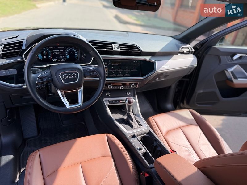 Внедорожник / Кроссовер Audi Q3 2023 в Одессе