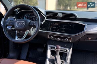 Внедорожник / Кроссовер Audi Q3 2023 в Одессе