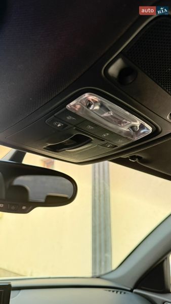 Внедорожник / Кроссовер Audi Q3 2014 в Ужгороде