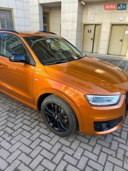 Позашляховик / Кросовер Audi Q3 2011 в Києві
