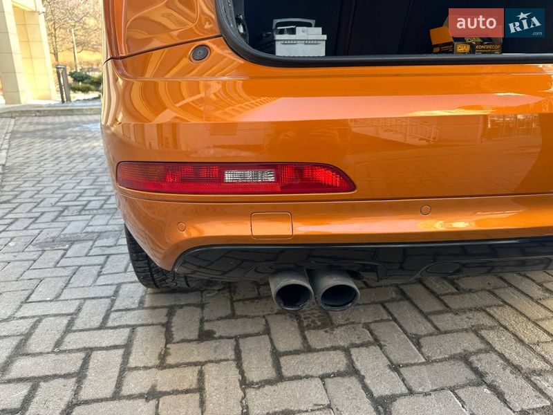 Позашляховик / Кросовер Audi Q3 2011 в Києві