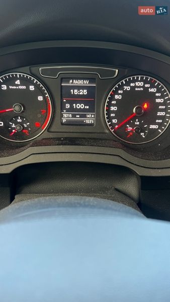 Внедорожник / Кроссовер Audi Q3 2016 в Харькове