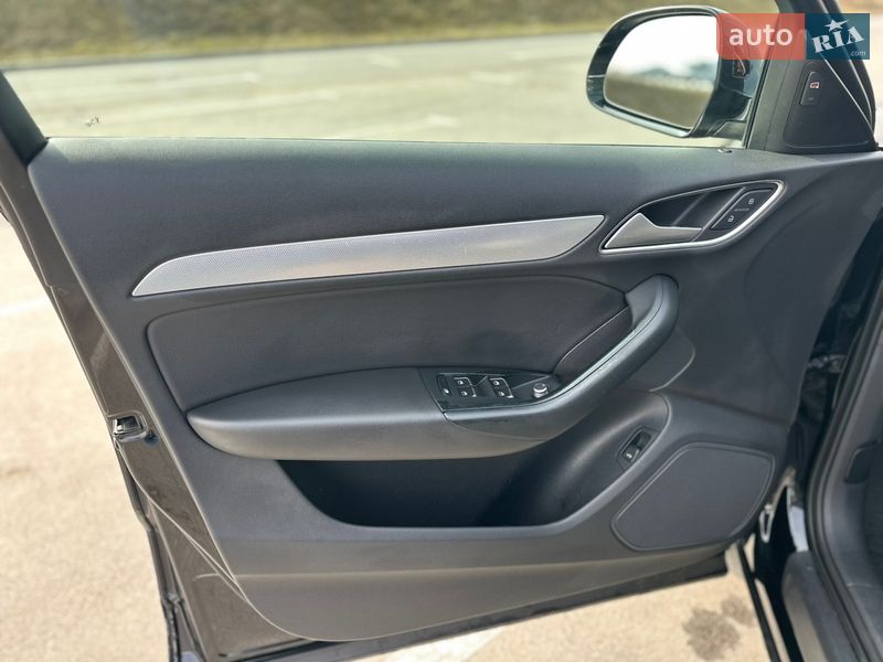 Позашляховик / Кросовер Audi Q3 2014 в Львові