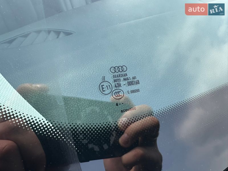 Позашляховик / Кросовер Audi Q3 2014 в Львові