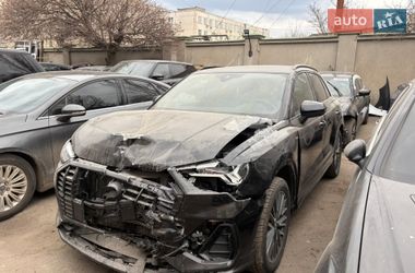 Внедорожник / Кроссовер Audi Q3 2020 в Одессе