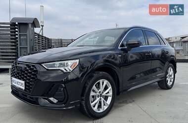 Внедорожник / Кроссовер Audi Q3 2023 в Киеве