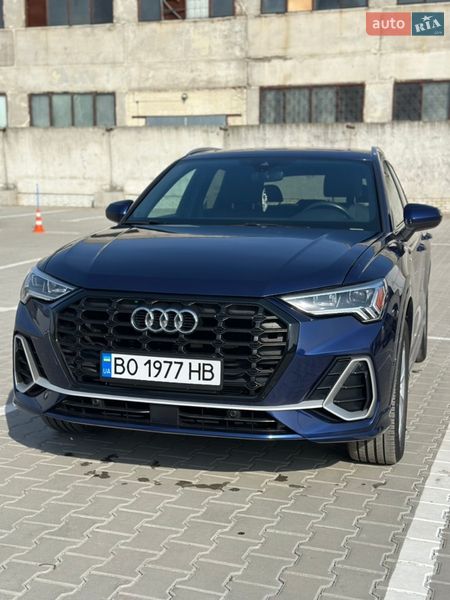 Внедорожник / Кроссовер Audi Q3 2020 в Тернополе