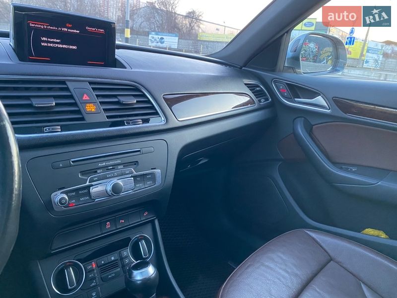 Позашляховик / Кросовер Audi Q3 2016 в Києві