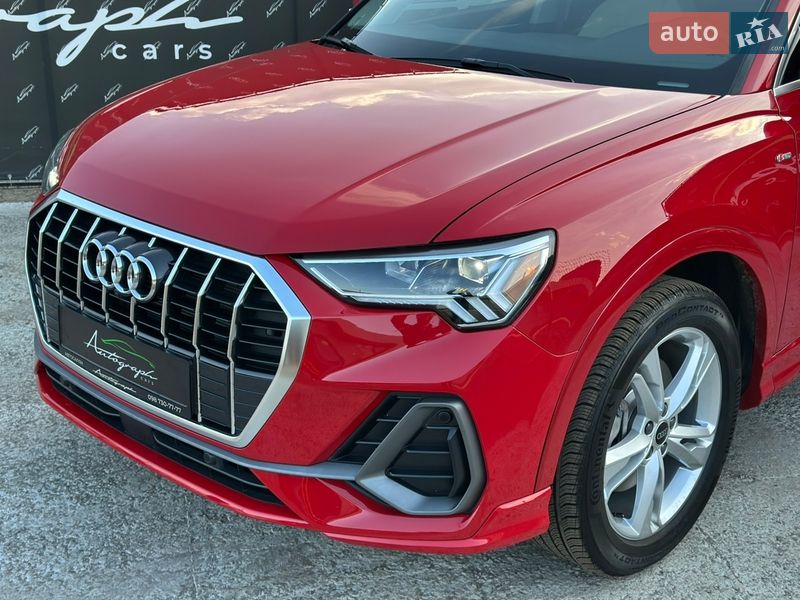 Внедорожник / Кроссовер Audi Q3 2024 в Киеве