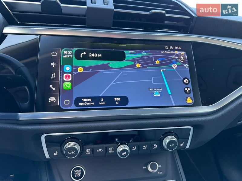 Внедорожник / Кроссовер Audi Q3 2024 в Киеве