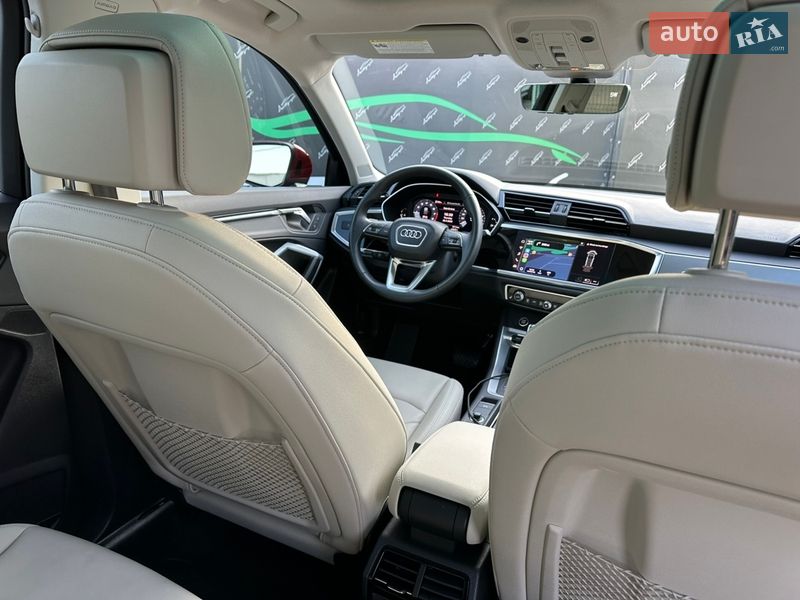 Внедорожник / Кроссовер Audi Q3 2024 в Киеве