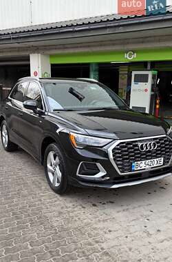 Позашляховик / Кросовер Audi Q3 2019 в Львові