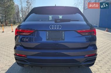Внедорожник / Кроссовер Audi Q3 2020 в Киеве