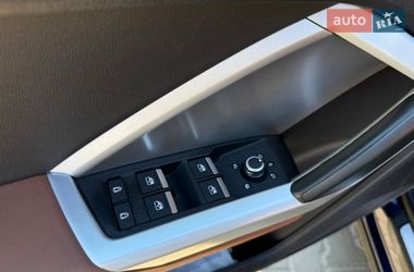 Внедорожник / Кроссовер Audi Q3 2020 в Киеве