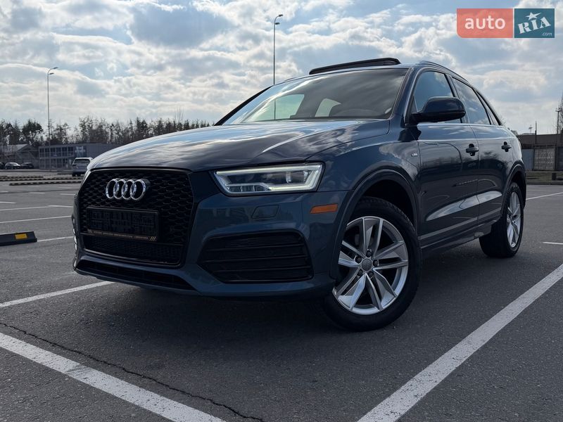 Внедорожник / Кроссовер Audi Q3 2018 в Киеве