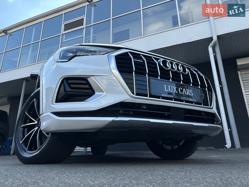 Внедорожник / Кроссовер Audi Q3 2019 в Киеве фото 20 Внедорожник / Кроссовер Audi Q3 2019 в Киеве