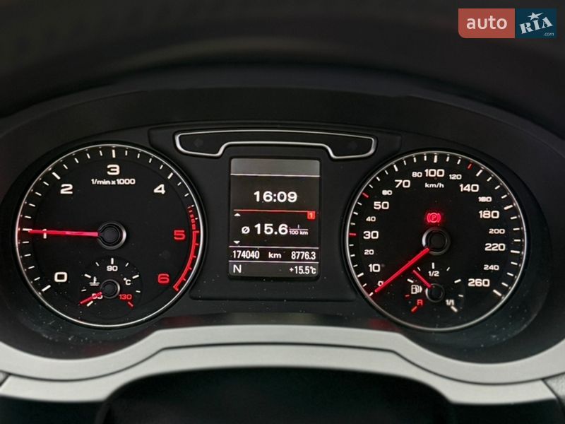 Позашляховик / Кросовер Audi Q3 2012 в Золочеві фото 27 Позашляховик / Кросовер Audi Q3 2012 в Золочеві