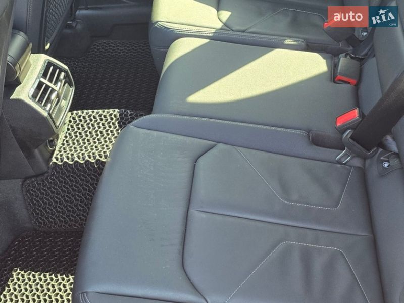 Позашляховик / Кросовер Audi Q3 2022 в Харкові фото 16 Позашляховик / Кросовер Audi Q3 2022 в Харкові