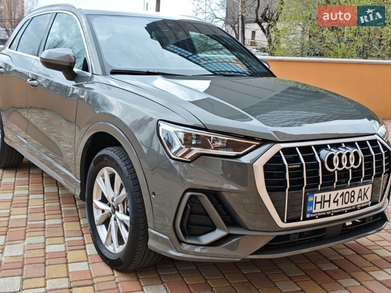 Позашляховик / Кросовер Audi Q3 2025 в Одесі фото 3 Позашляховик / Кросовер Audi Q3 2025 в Одесі