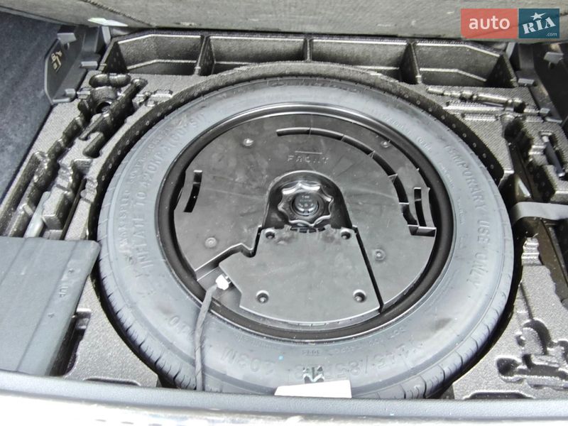 Позашляховик / Кросовер Audi Q3 2025 в Одесі фото 12 Позашляховик / Кросовер Audi Q3 2025 в Одесі